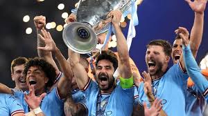 一位曾担任 一位曾担任